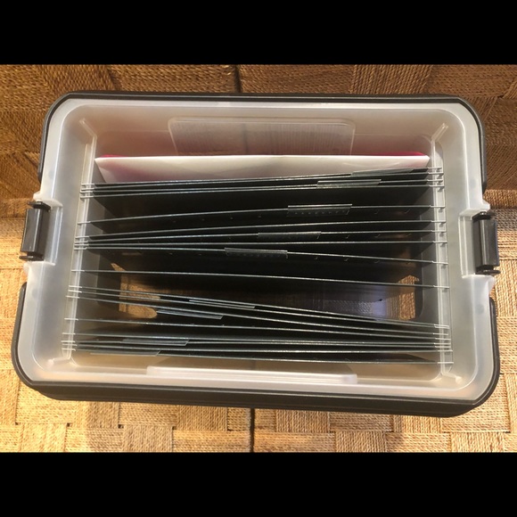 Portable File Tote With Folders - Picture 4 of 6